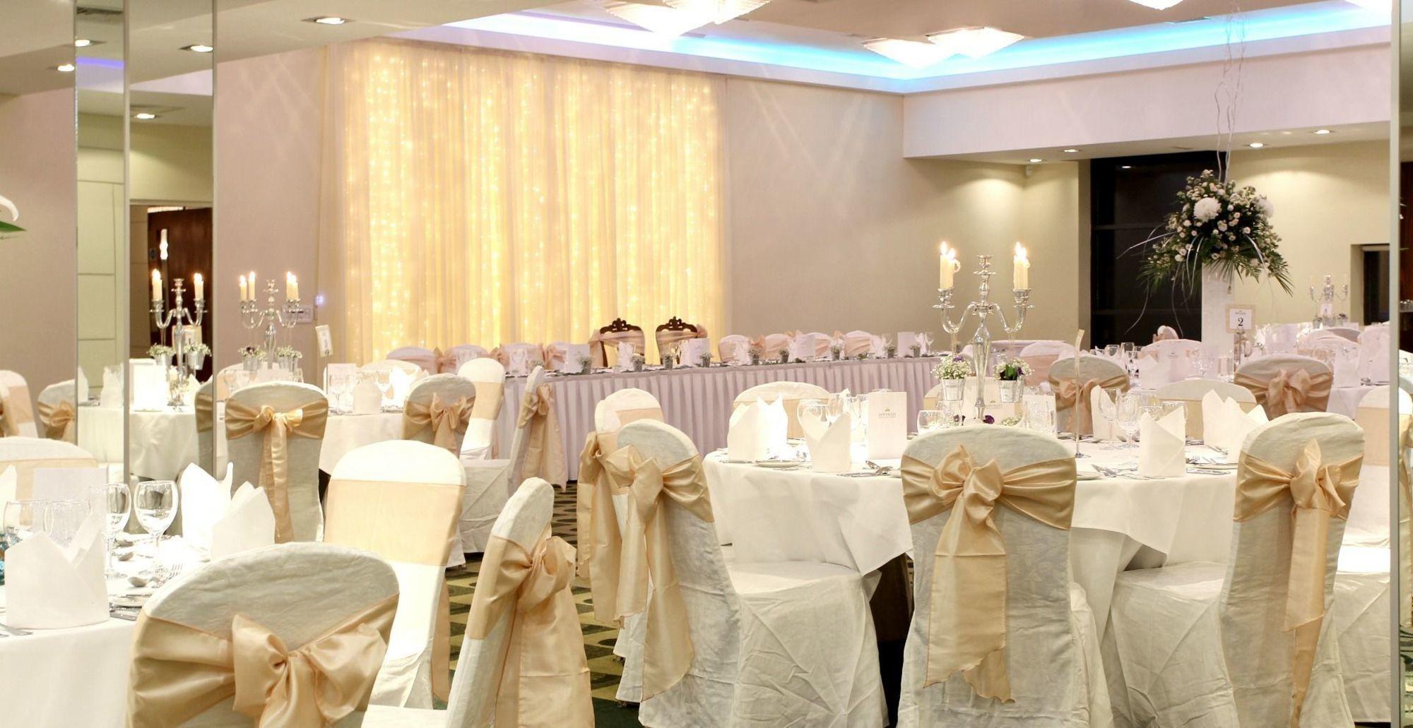 Moyvalley Hotel & Golf Resort Экстерьер фото